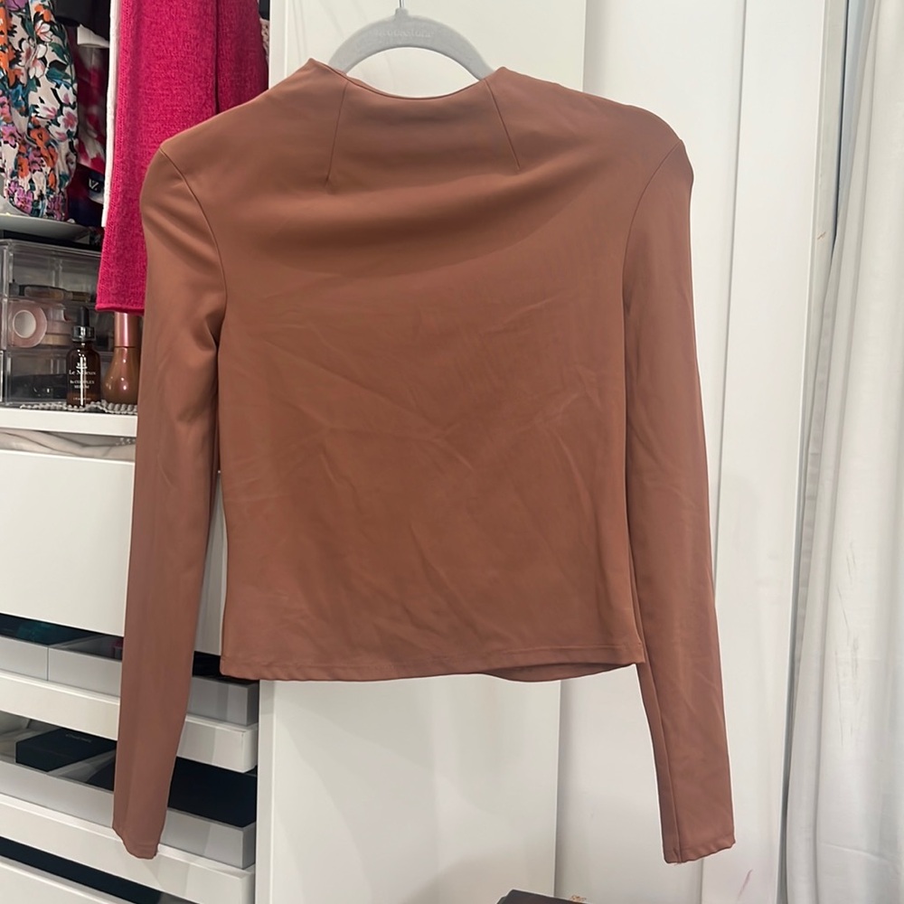 Zara top stretchy